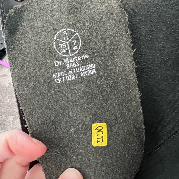 Dr. Martens 9663 20 Eye combat boots - Picture 8 of 8